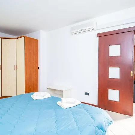 Apartment Kry Kry *